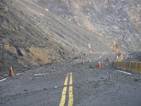 IMGP4617無法通車的削山便道