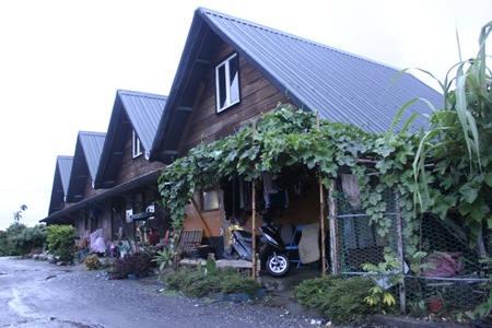 多數住民為老人家的三和避難屋，村民把這裡當成第二個家